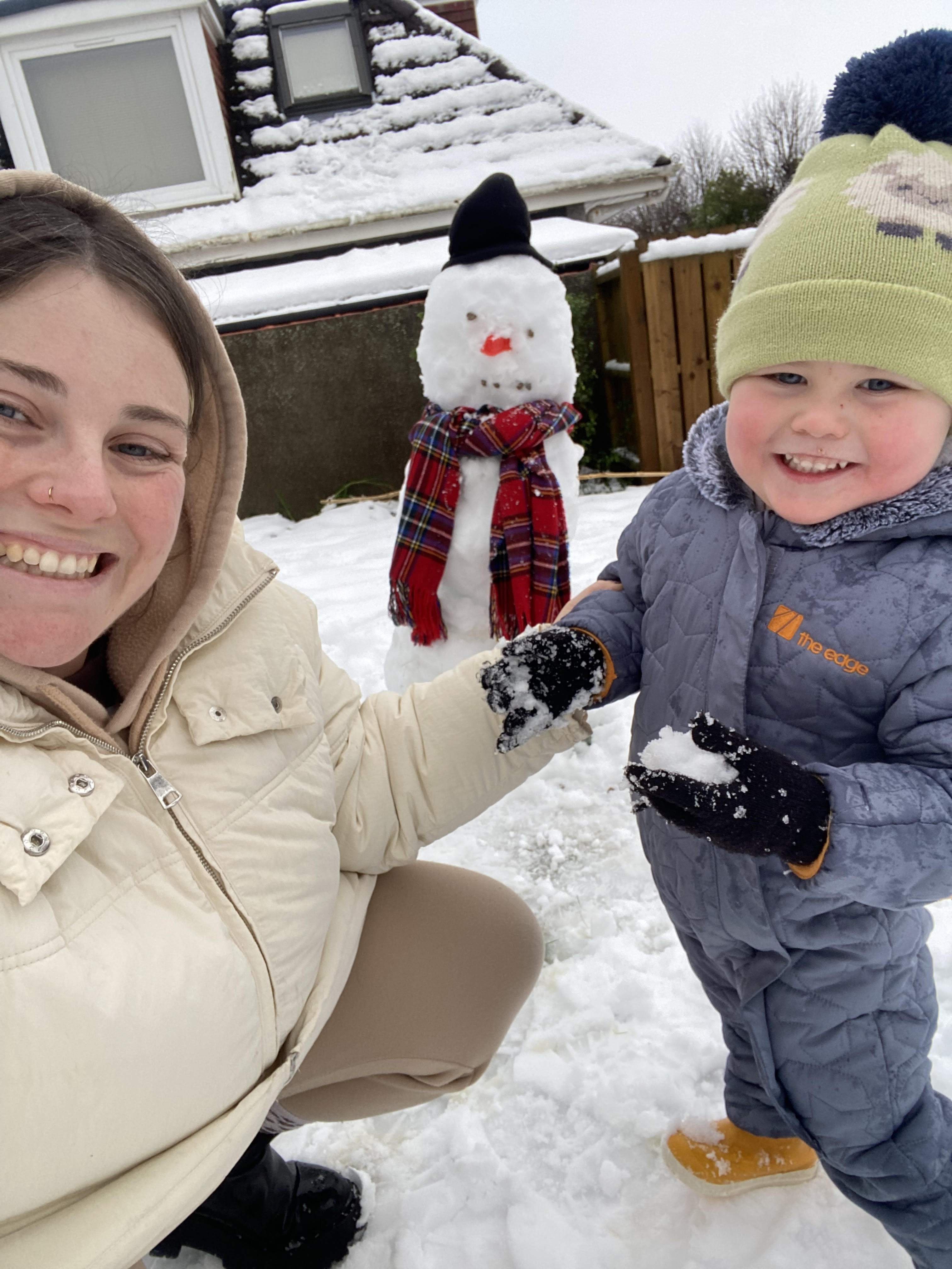 Making the most of snowy days: 4 sensory play activities to engage your little ones