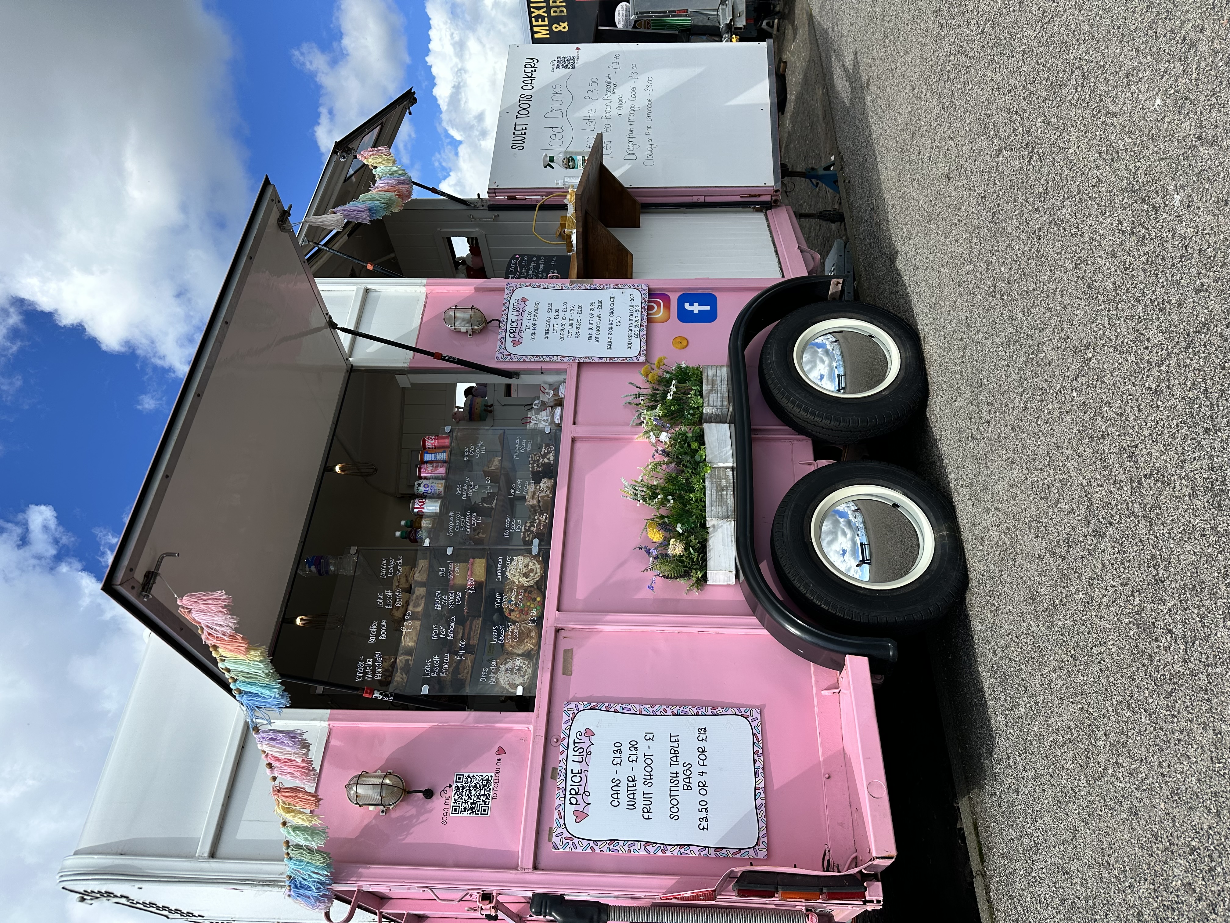 Sweet Toots Cakery gallery image 8